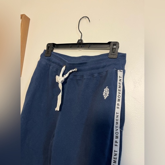 Free People  Navy Blue Joggers - Picture 3 of 7